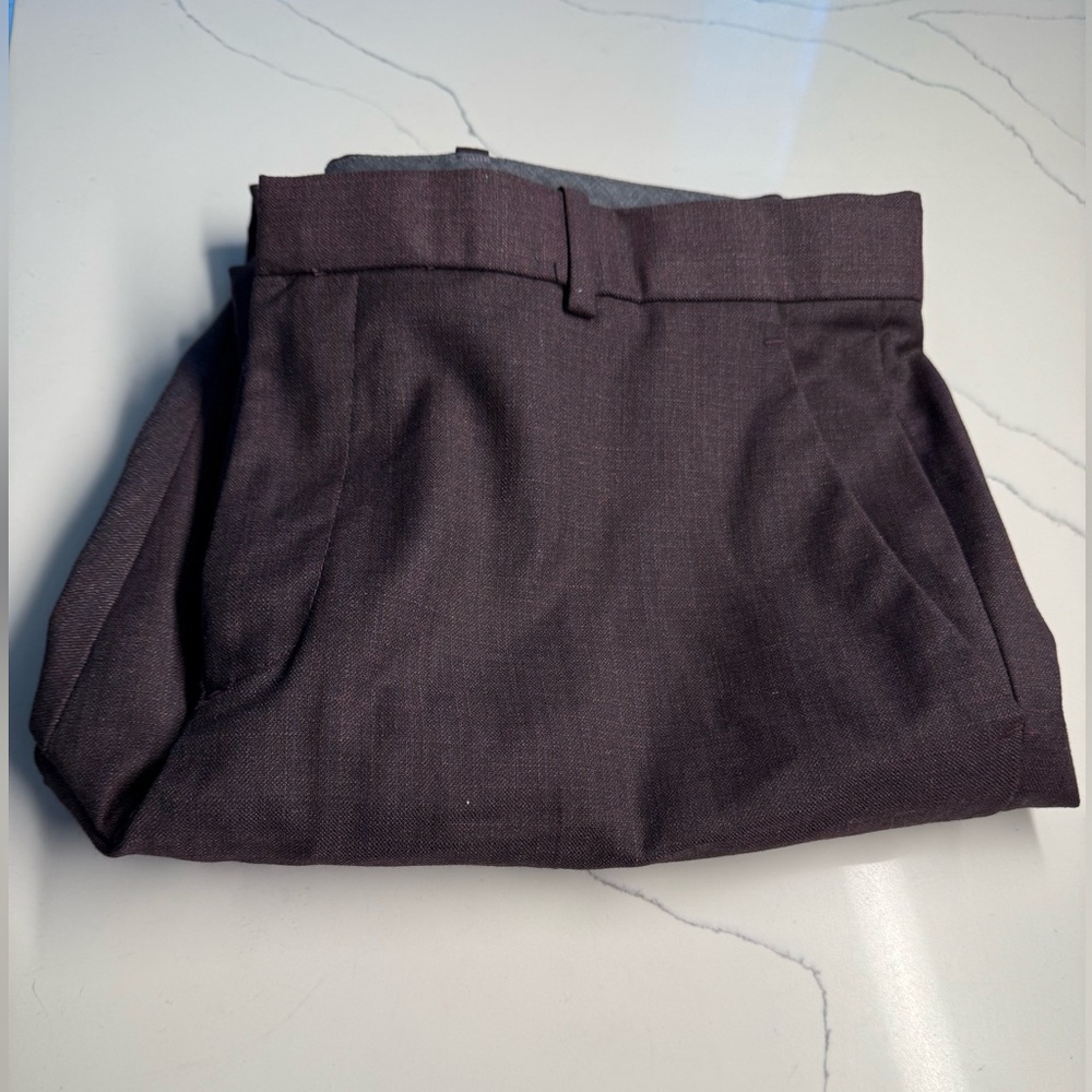Perry Ellis Slim Fit Dress Pant – Size 34x32